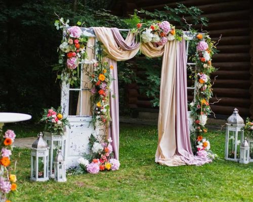Stunning Wedding Photo Booth Background Ideas to Wow Your Guests